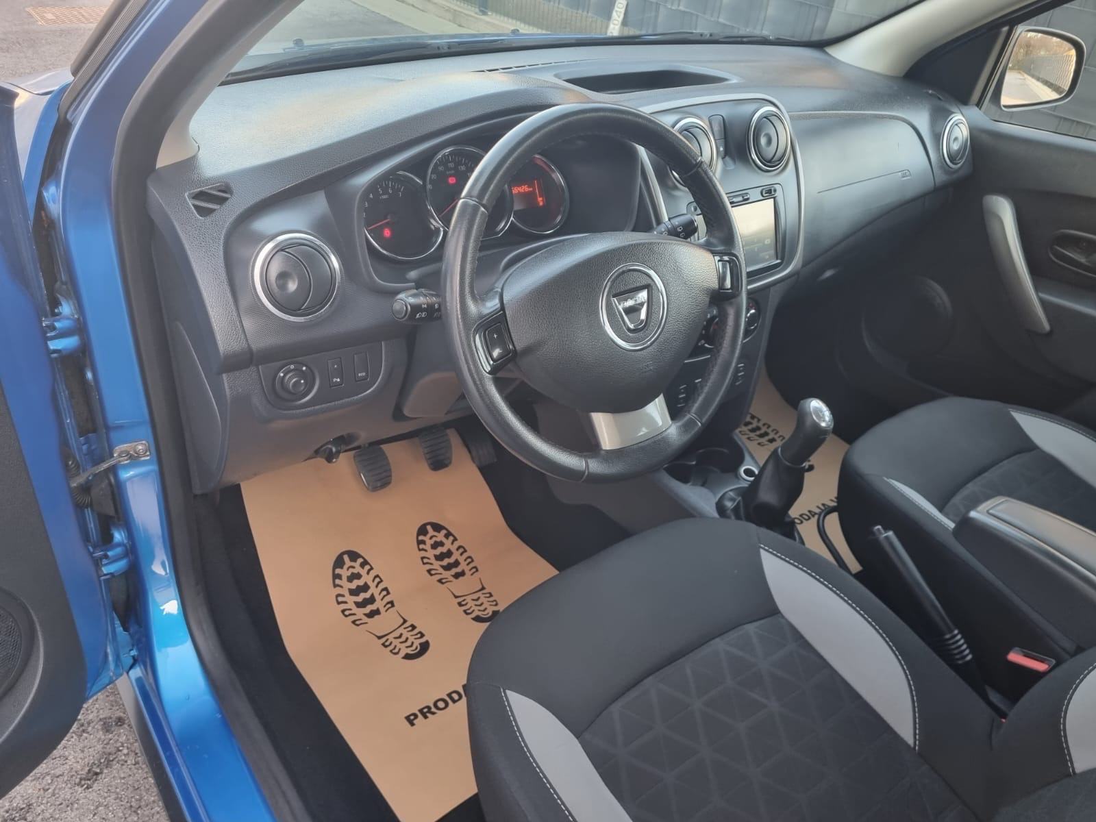 Dacia Sandero 1,5 dCi 2015.g. *PDC - TEMPOMAT - 12 MJ JAMSTVO*, fotografija 12