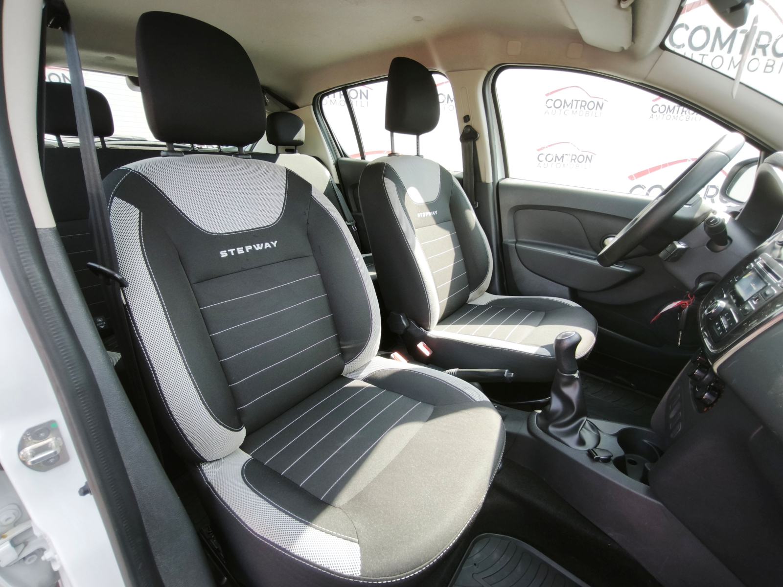 Dacia Sandero 1,5 dci 95ks**GARANCIJA**NIJE UVOZ**KLIMA**, fotografija 15