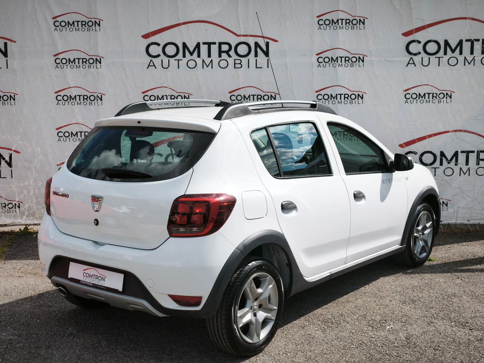 Dacia Sandero 1,5 dci 95ks**GARANCIJA**NIJE UVOZ**KLIMA**, fotografija 8