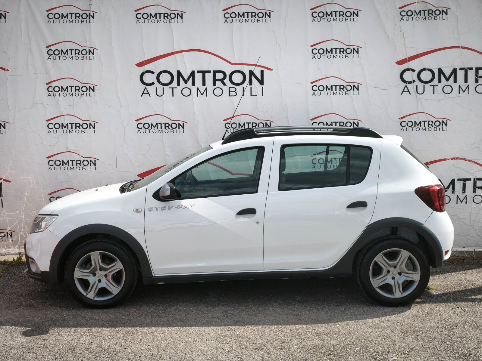 Dacia Sandero 1,5 dci 95ks**GARANCIJA**NIJE UVOZ**KLIMA**, fotografija 4