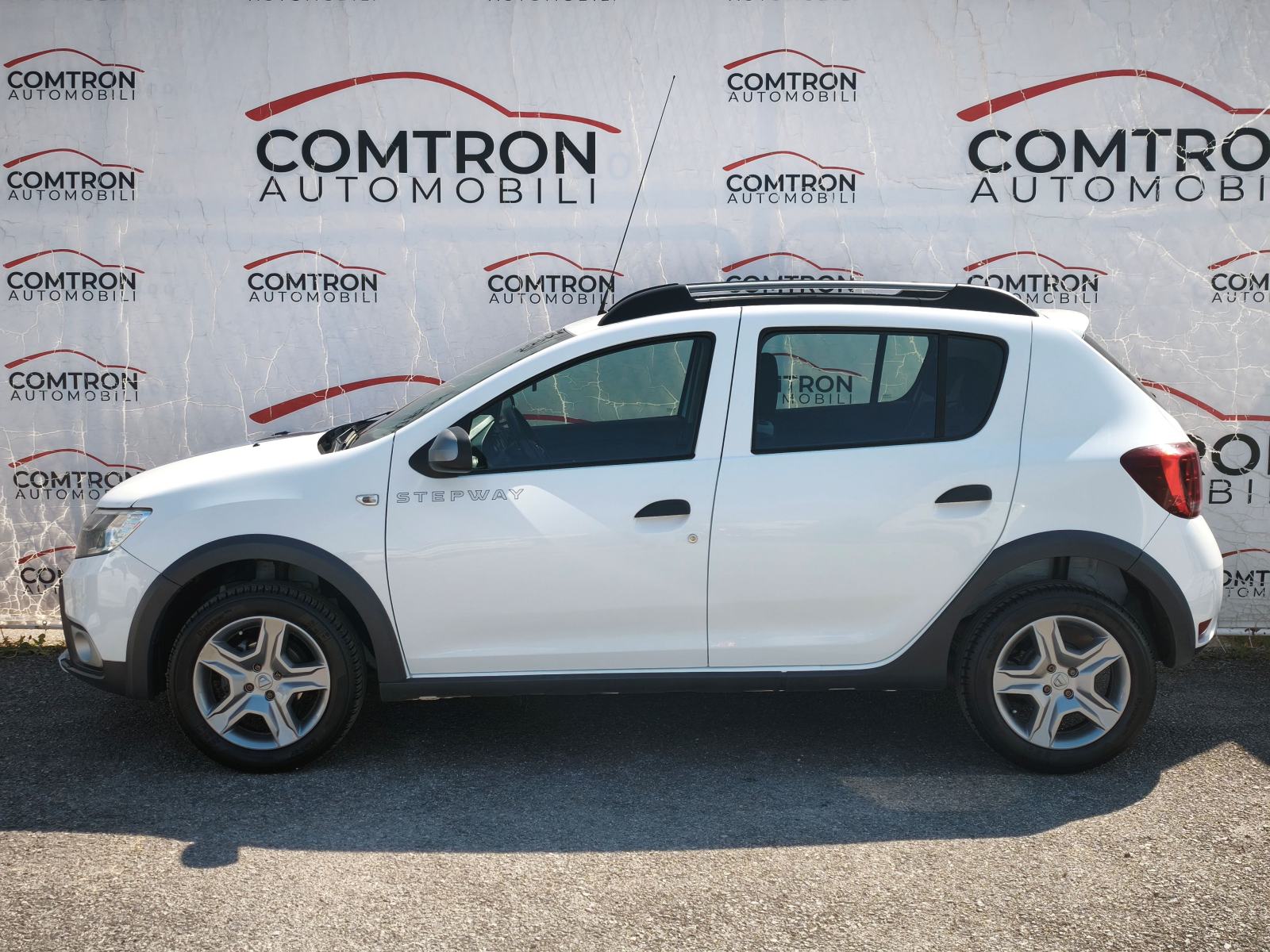 Dacia Sandero 1,5 dci 95ks**GARANCIJA**NIJE UVOZ**, fotografija 4