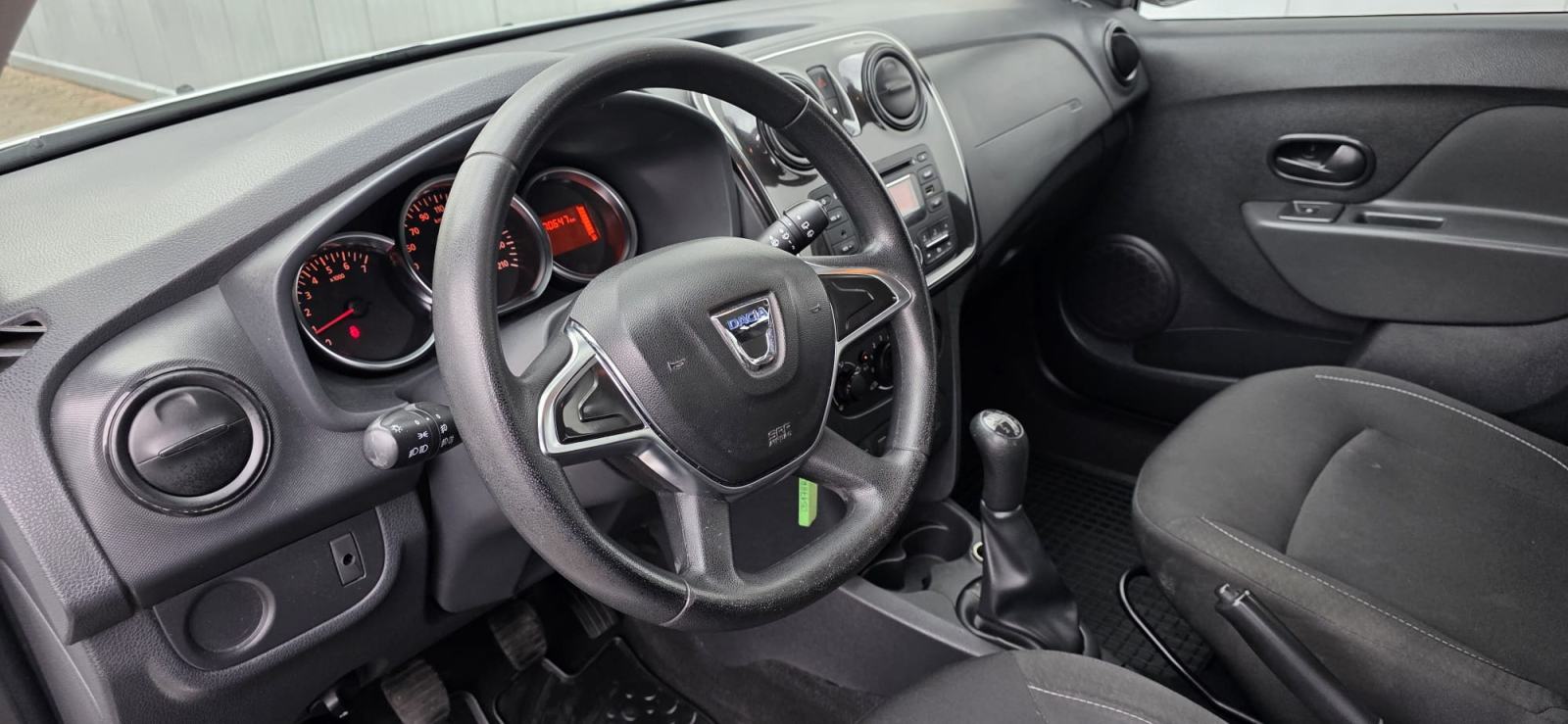 Dacia Sandero 1.5 DCI, HR AUTO, KLIMA, SERVISNA, U PDV-u, REG. DO 4/27, fotografija 11