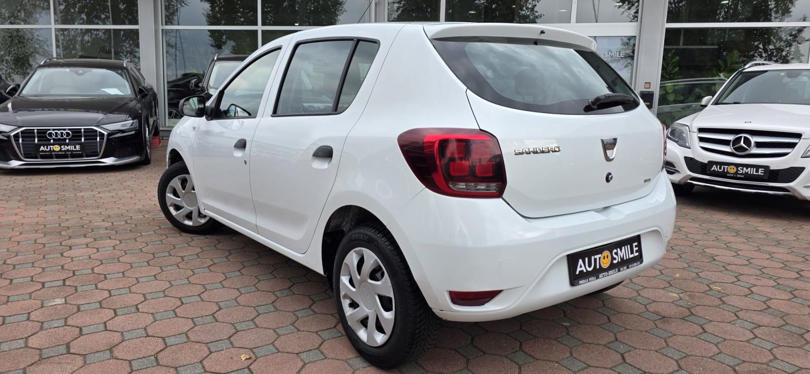 Dacia Sandero 1.5 DCI, HR AUTO, KLIMA, SERVISNA, U PDV-u, REG. DO 4/27, fotografija 4