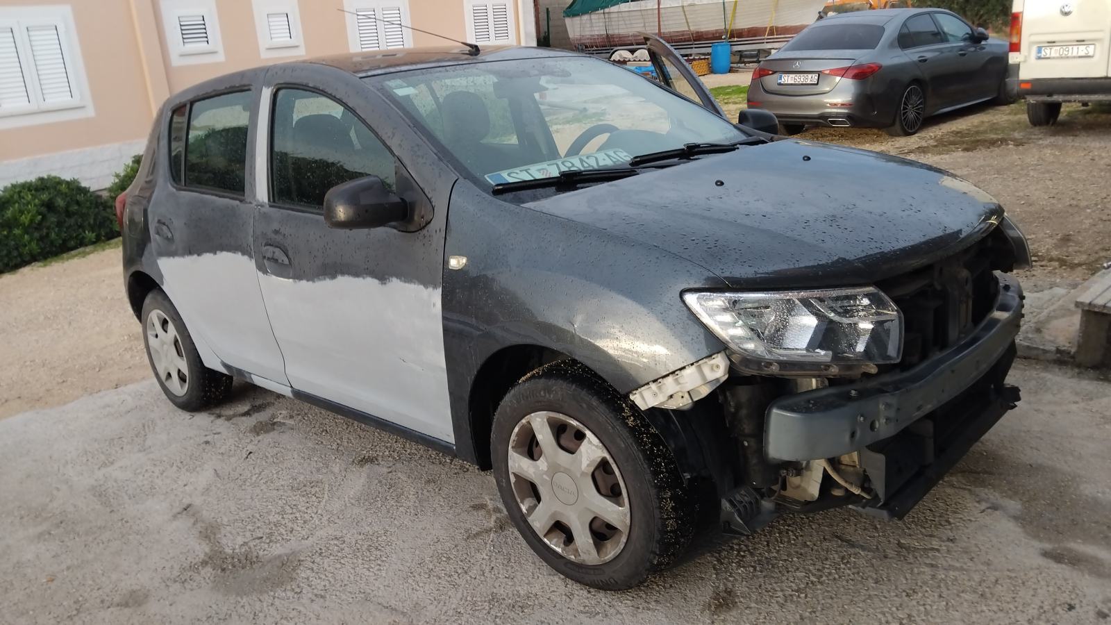 Dacia Sandero 1,5 dCi Split 395000km KREDITNE KARTICE, fotografija 6
