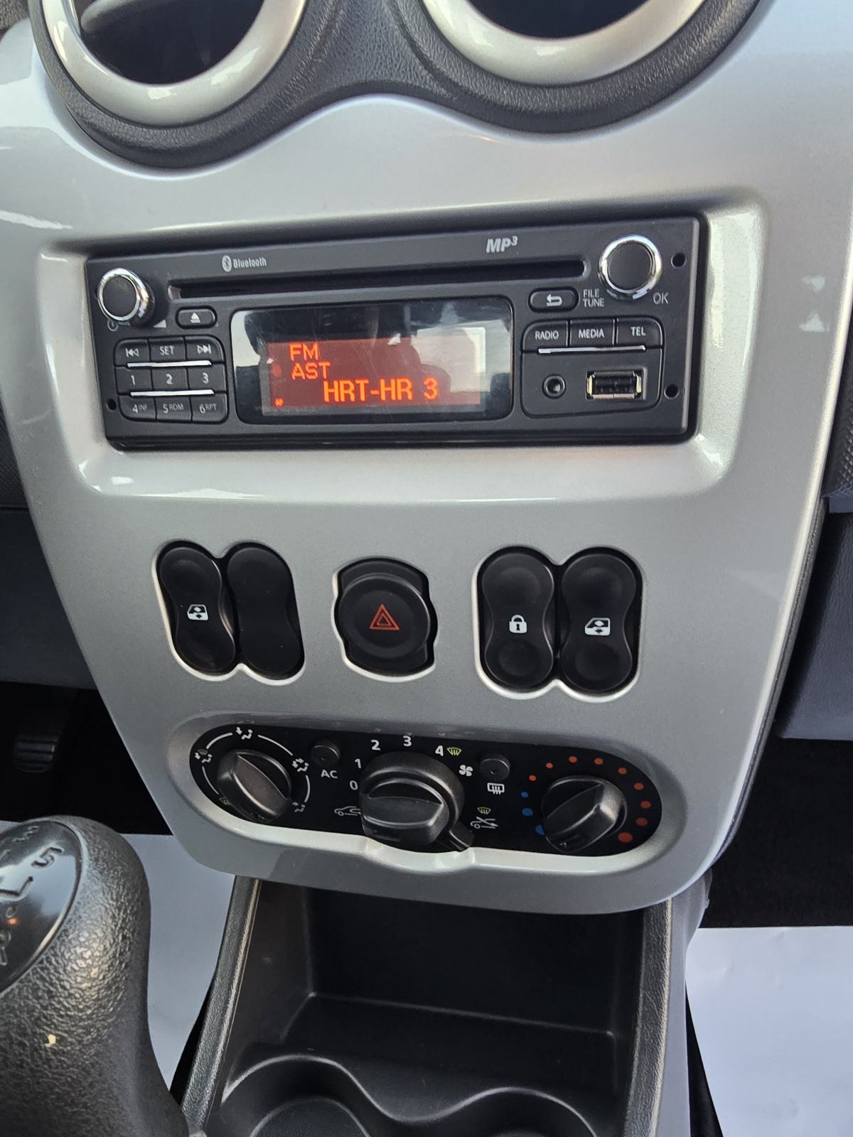 Dacia Sandero 1,5 dCi Stepway-2013gd.md-KLIMA-131tkm,alu16,kožaKARTICE, fotografija 14