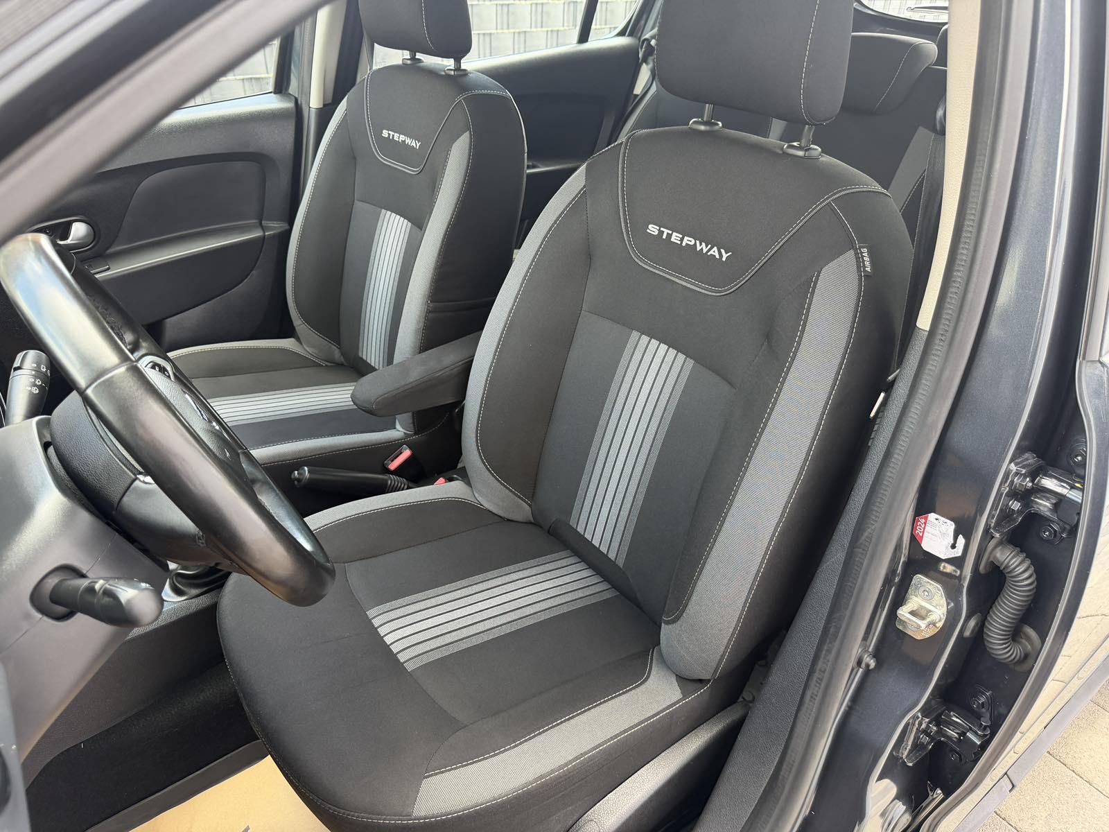 Dacia Sandero 1,5 dCi STEPWAY 2019.g.*KAMERA-NAVI-12 MJ JAMSTVO*, fotografija 20