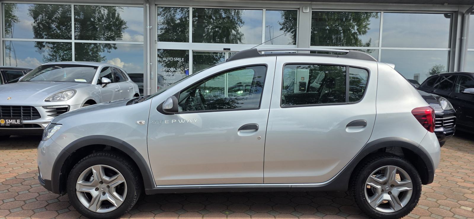 Dacia Sandero STEPWAY, 1,5DCI, LED, KLIMA, U PDV-u, REG. 09/2026.., fotografija 2