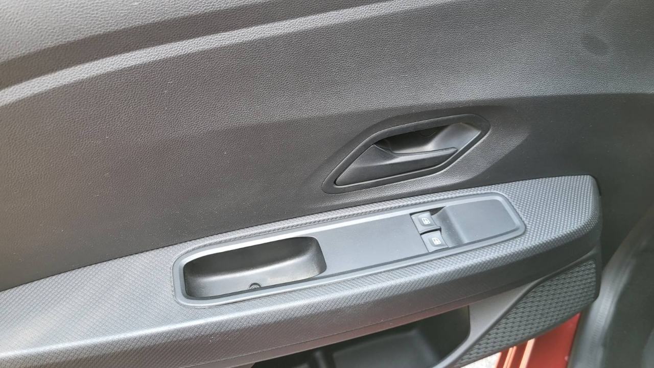 Dacia Sandero ESSENTIAL 1.0 SCE 65, fotografija 5