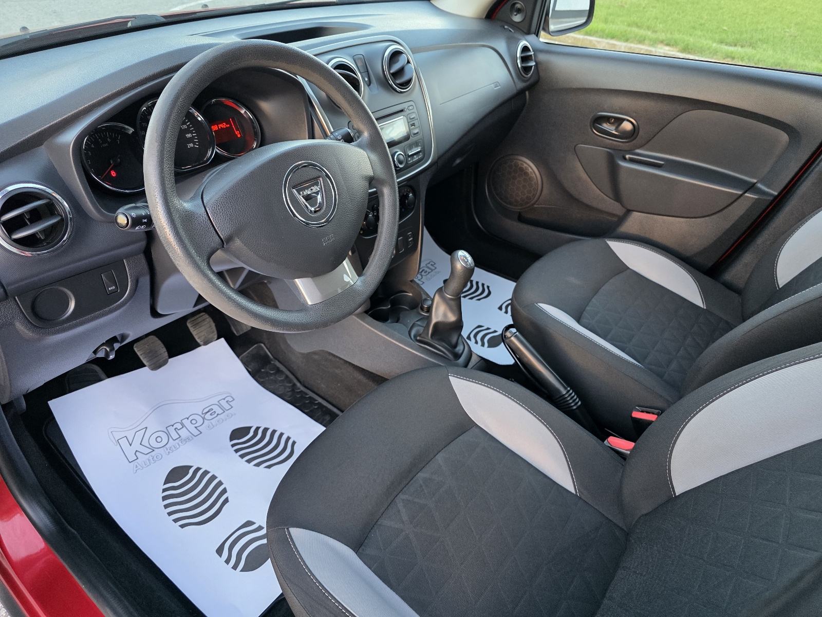 Dacia Sandero STEPWAY 0,9 TCe, 66kw, 98.000km, MOG.BRZIH KREDITA, fotografija 9