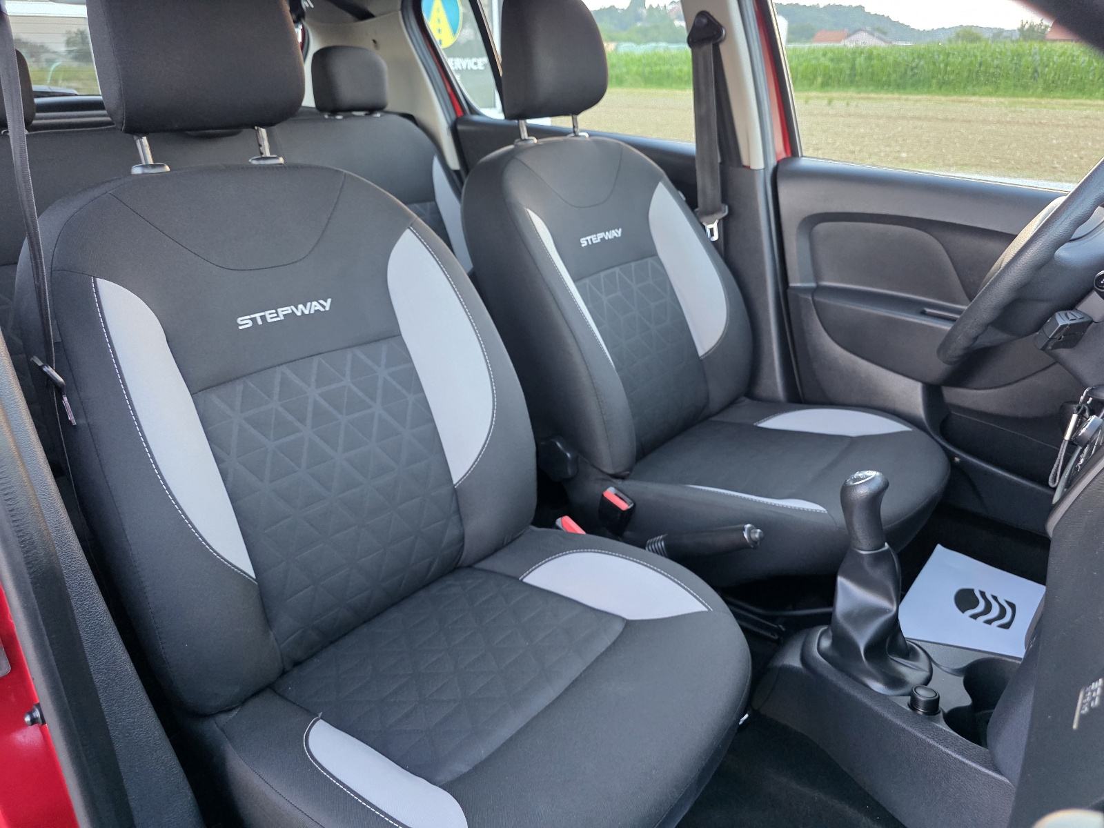 Dacia Sandero STEPWAY 0,9 TCe, 66kw, 98.000km, MOG.BRZIH KREDITA, fotografija 14