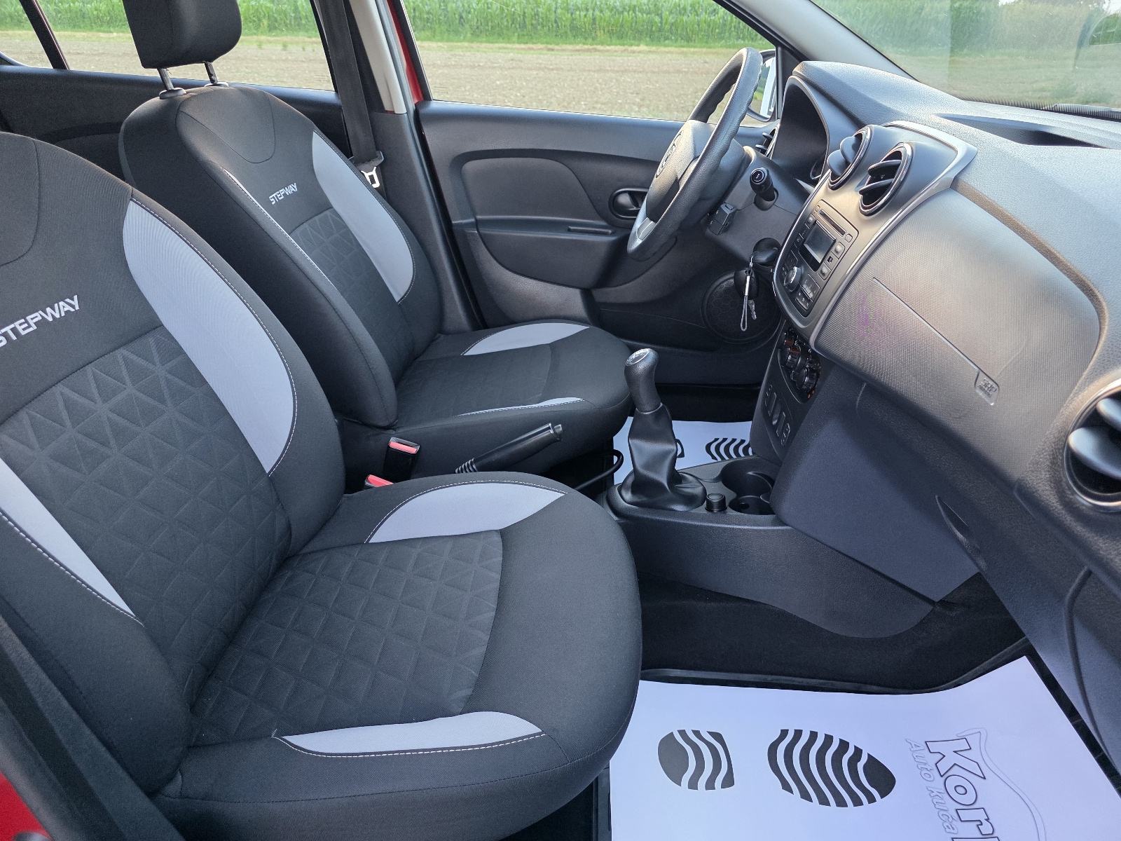 Dacia Sandero STEPWAY 0,9 TCe, 66kw, 98.000km, MOG.BRZIH KREDITA, fotografija 13