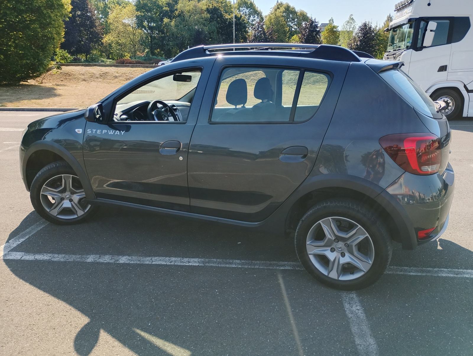 Dacia Sandero Stepway 0,9 TCe 90, samo 49000 km!, fotografija 7