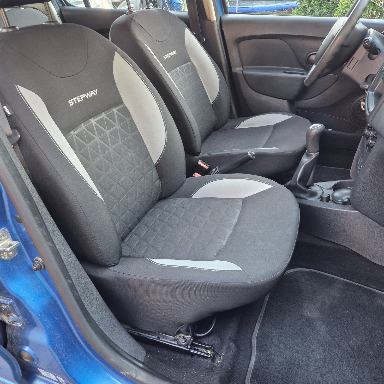 Dacia Sandero Stepway 0,9 TCe, fotografija 12