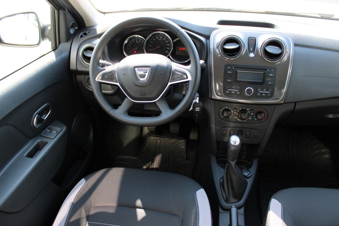 Dacia Sandero Stepway 1,0 SCe 75, fotografija 8