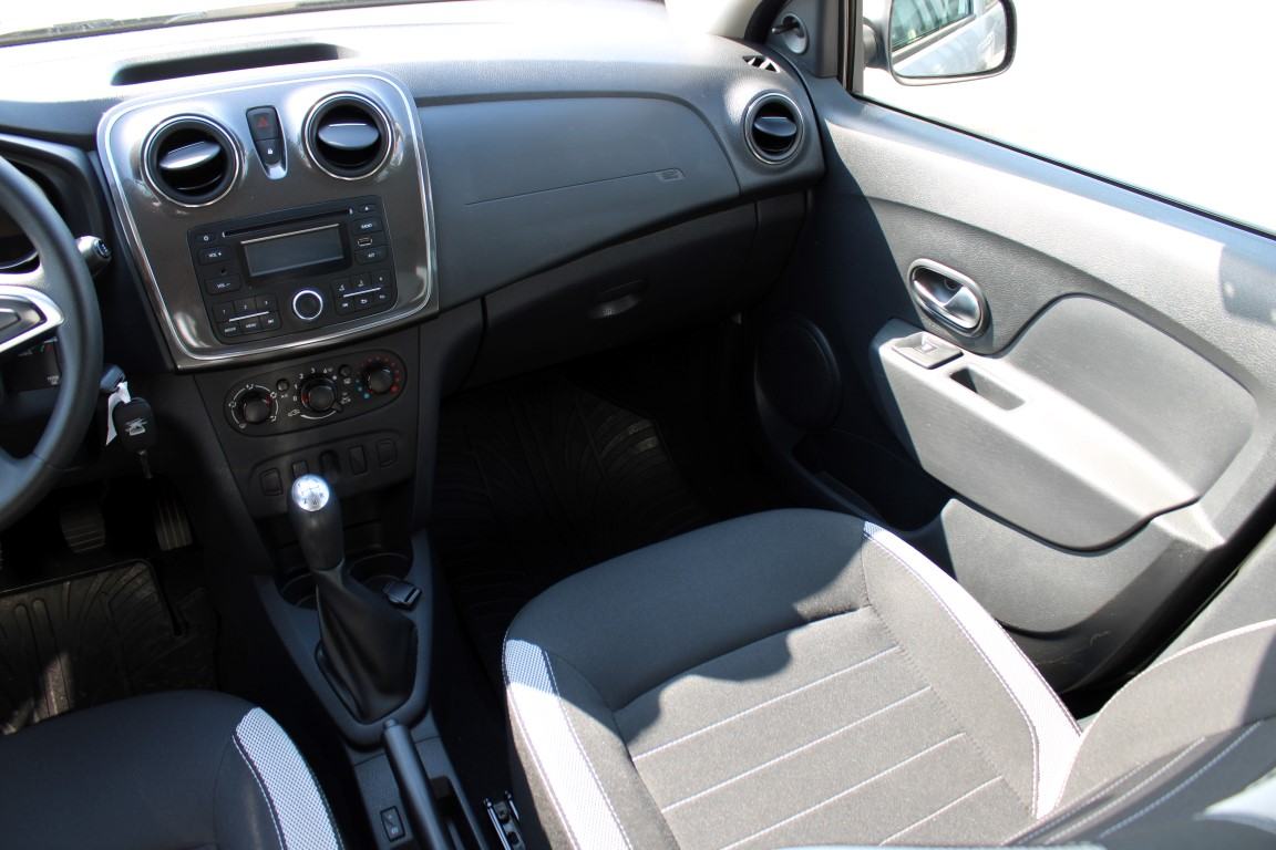 Dacia Sandero Stepway 1,0 SCe 75, fotografija 9
