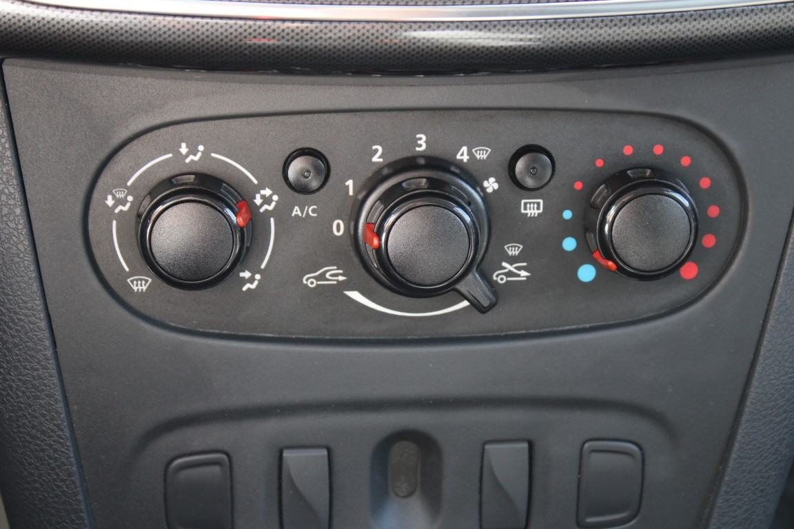 Dacia Sandero Stepway 1,0 SCe 75, fotografija 13