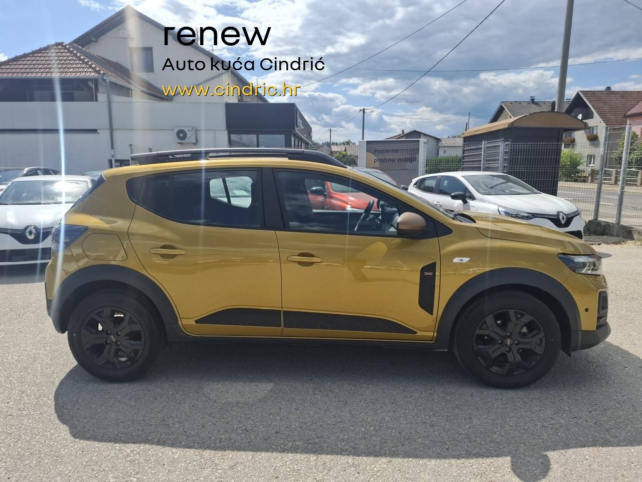 Dacia Sandero Stepway 1,0 TCe 110 Extreme, fotografija 2