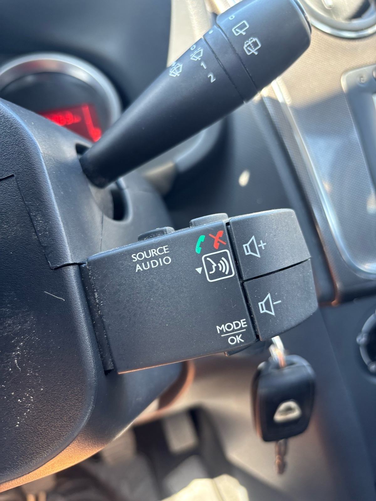 Dacia Sandero Stepway 1,5 dCi; 90 KS; Navigacija; Tempomat.., fotografija 18