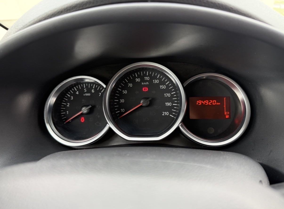 Dacia Sandero Stepway 1.5 dCi | JAMSTVO 12/24 | KLIMA, fotografija 17