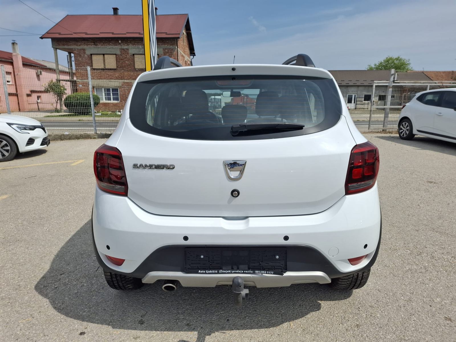 Dacia Sandero Stepway 1,5 dCi, fotografija 8