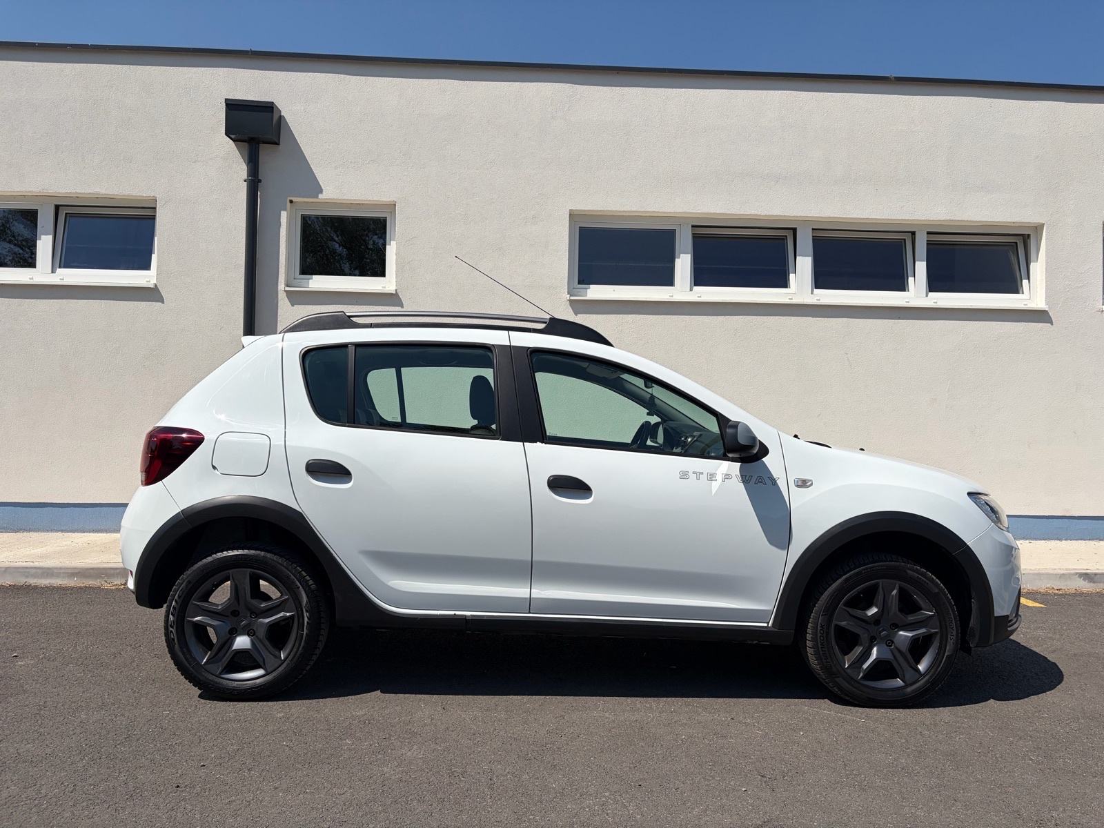 Dacia Sandero Stepway Tce90, Navi, PDC, Tempomat, Reg. 08.2027., fotografija 4