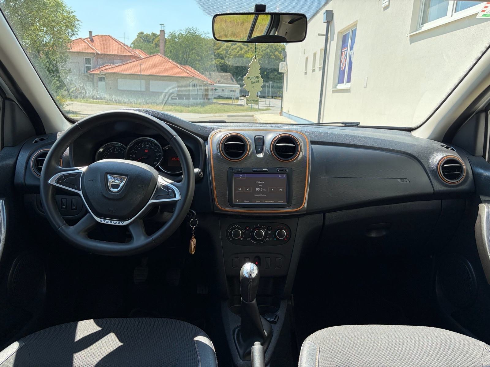 Dacia Sandero Stepway Tce90, Navi, PDC, Tempomat, Reg. 08.2027., fotografija 9