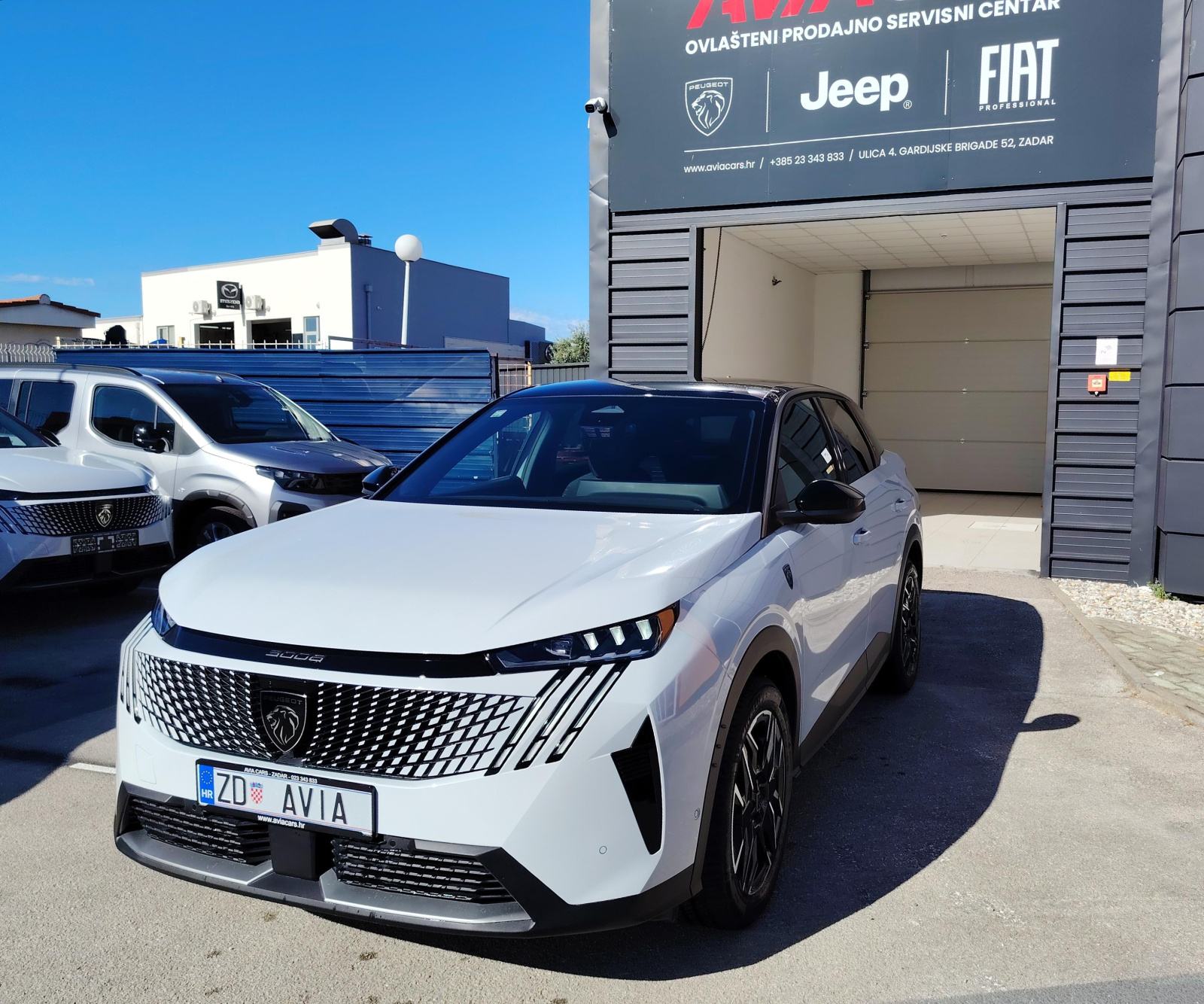 *DEMO* Peugeot 3008 GT HYBRID 145 e-DCS6