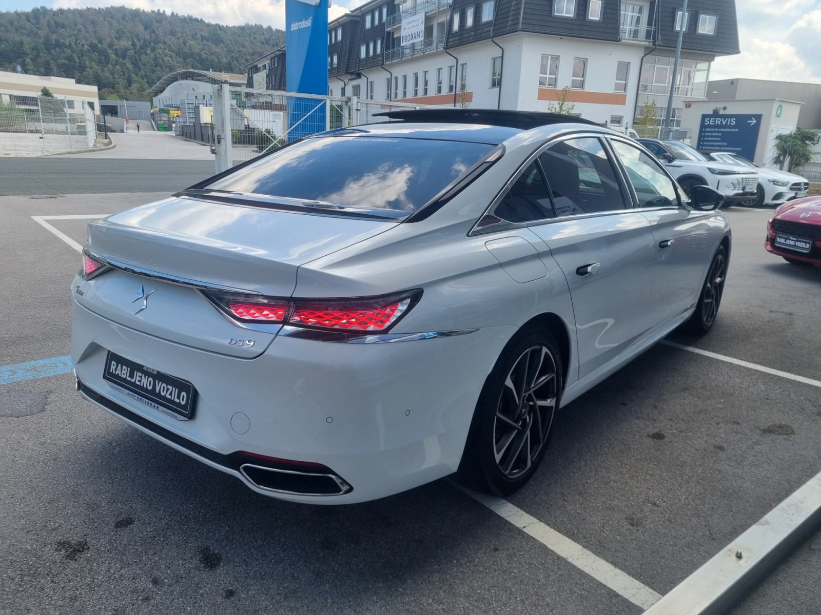 DS Auto DS9 1.6 PURETECH RIVOLI+ SAMO 8.586km - KOT NOV, fotografija 7
