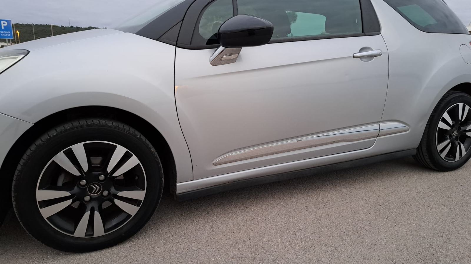 Citroen DS3 Nije uvoz,HR auto...Odlično stanje, fotografija 18