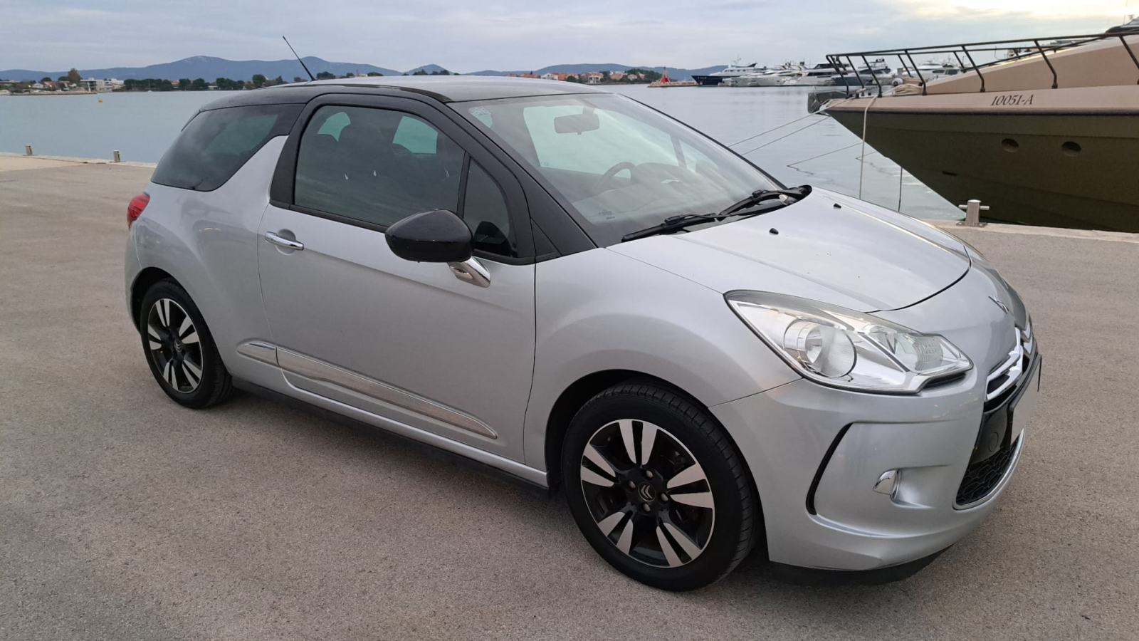 Citroen DS3 Nije uvoz,HR auto...Odlično stanje, fotografija 4