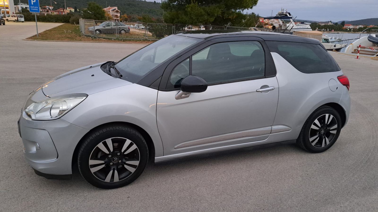 Citroen DS3 Nije uvoz,HR auto...Odlično stanje, fotografija 15