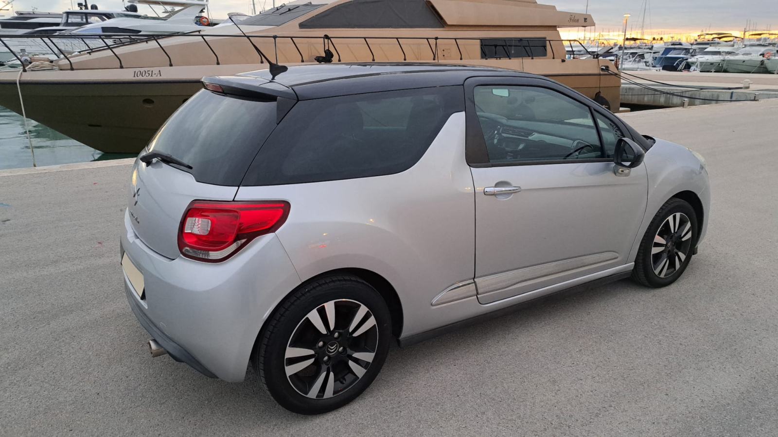Citroen DS3 Nije uvoz,HR auto...Odlično stanje, fotografija 8