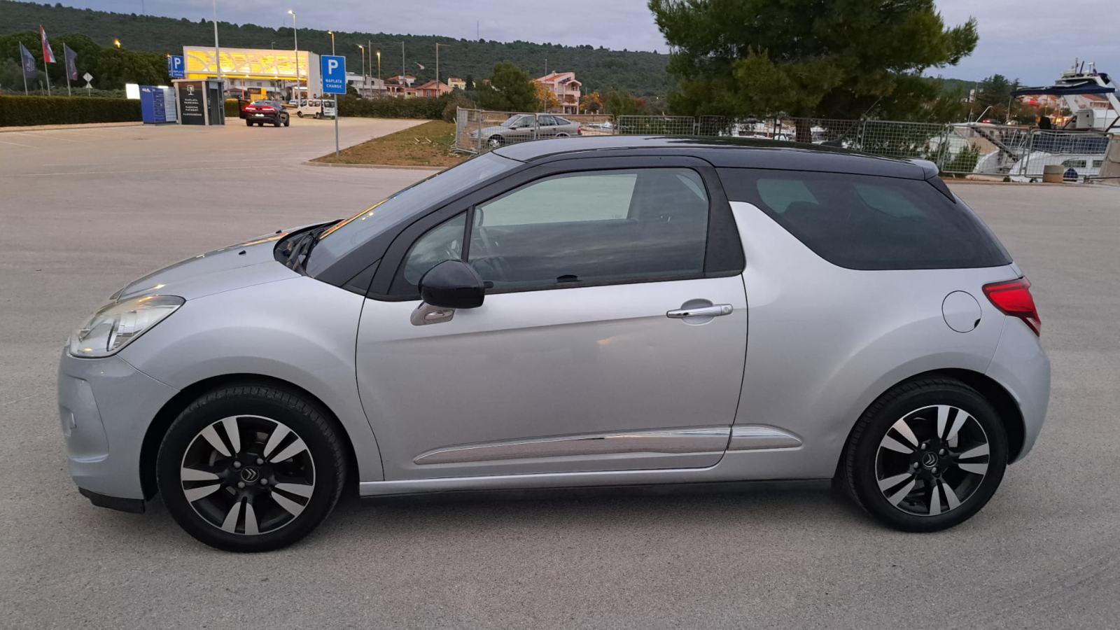 Citroen DS3 Nije uvoz,HR auto...Odlično stanje, fotografija 14