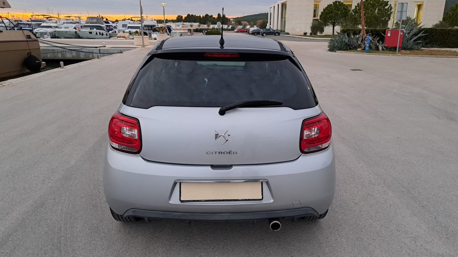Citroen DS3 Nije uvoz,HR auto...Odlično stanje, fotografija 10