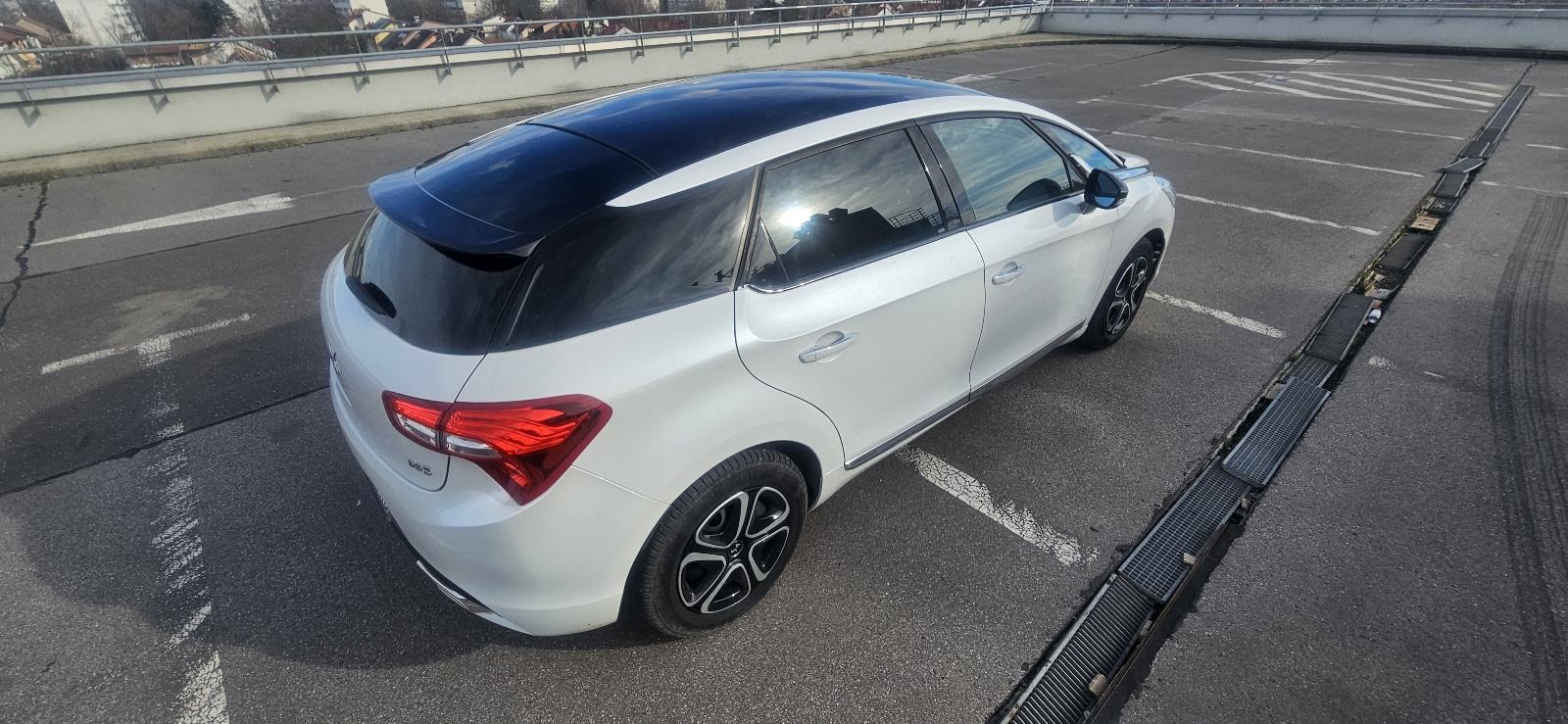 DS Automobiles DS5 eHDI Peformance 49.000km kupljen novi u HR, fotografija 7
