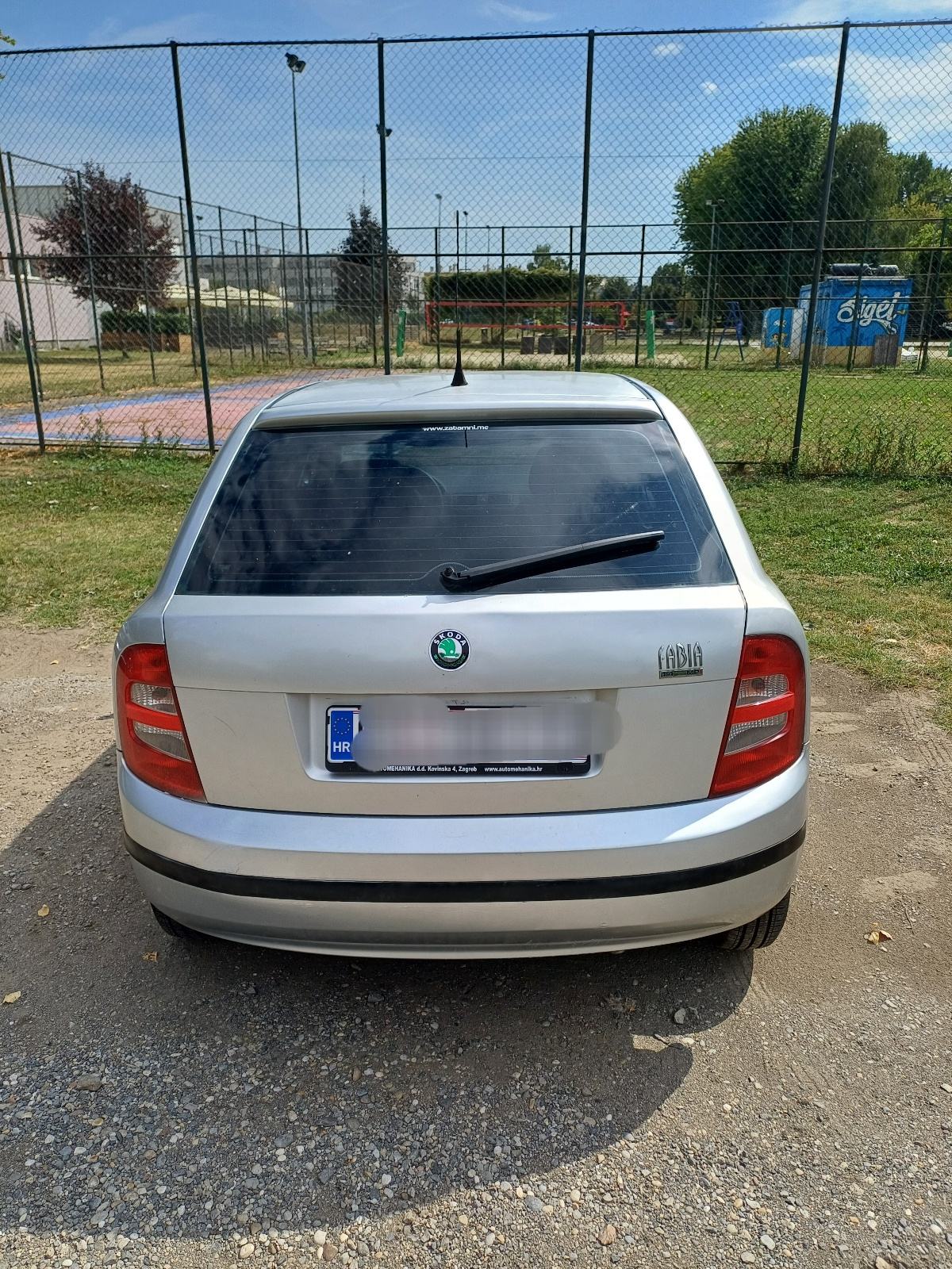 Fabia 1.4i reg 8/27 164 tkm KLIMA, fotografija 6