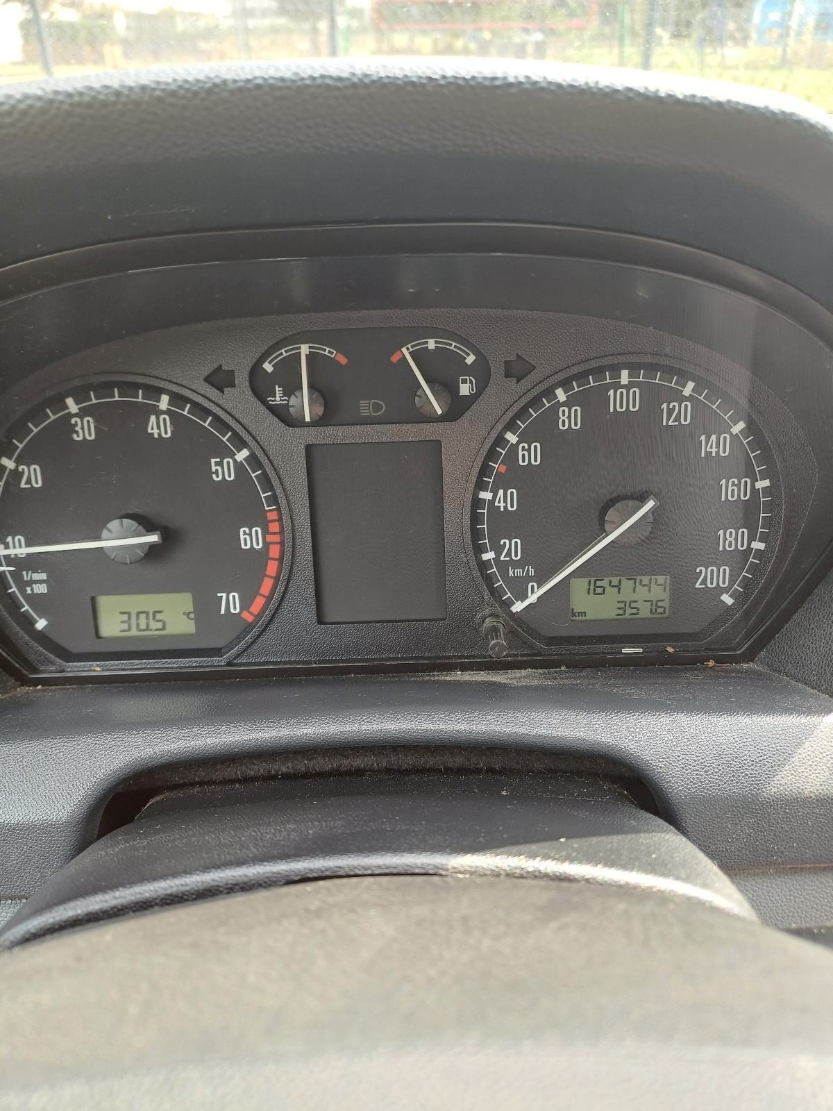 Fabia 1.4i reg 8/27 164 tkm KLIMA, fotografija 12
