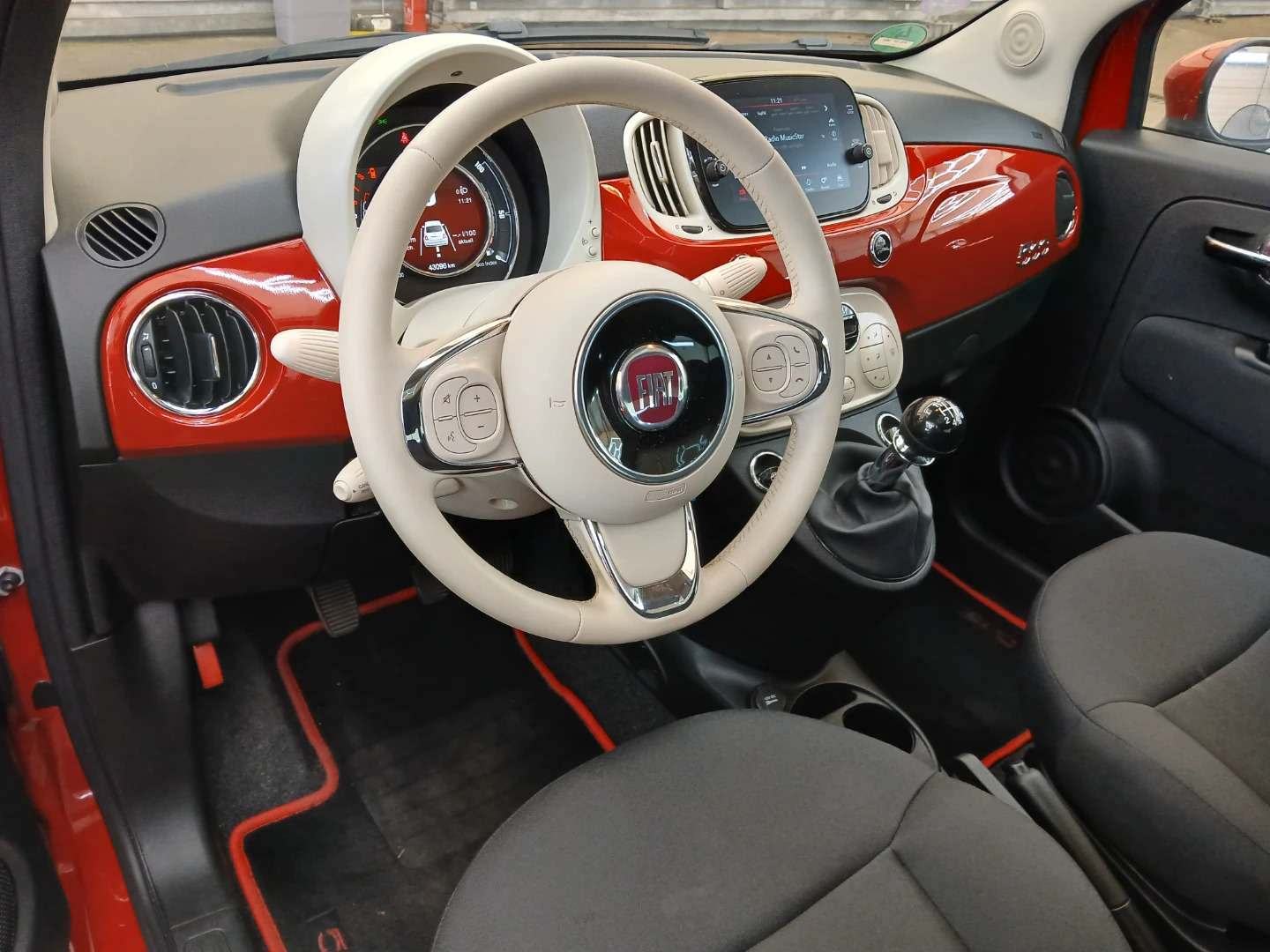 Fiat 500 1,0 Dolcevita, fotografija 10