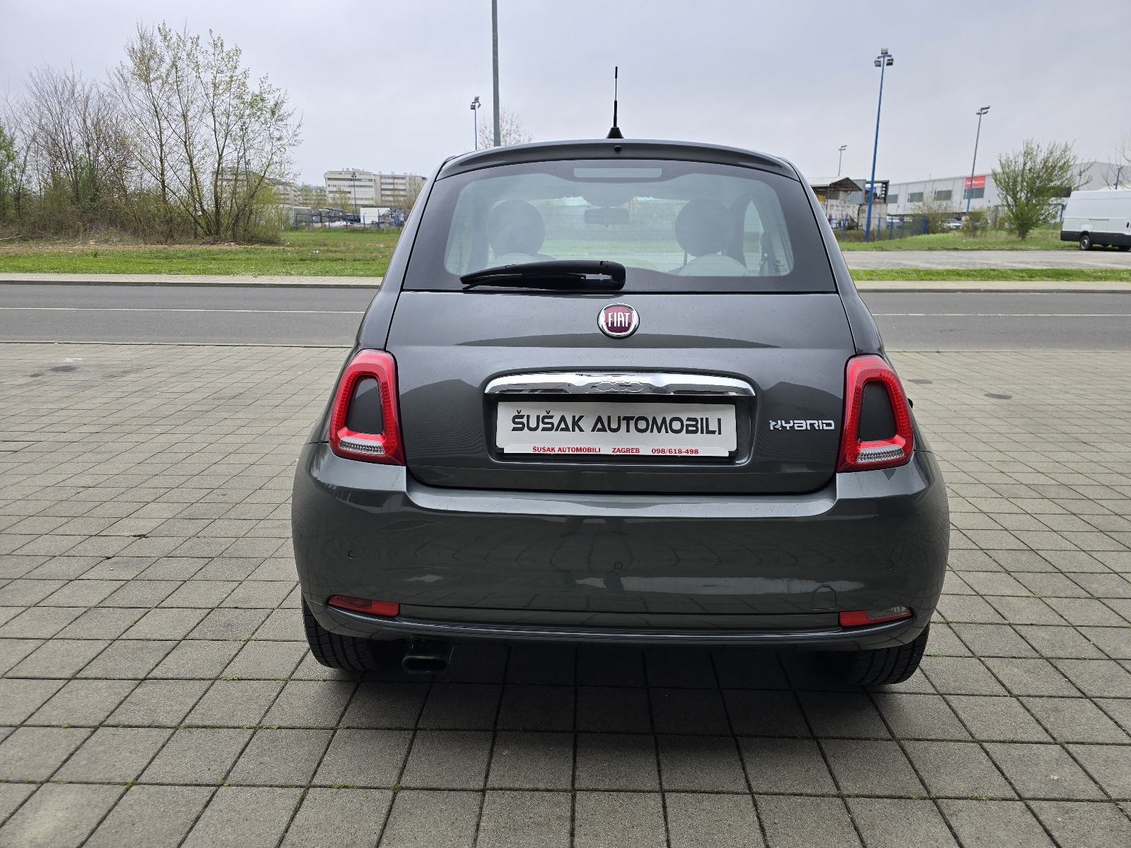 Fiat 500 1,0 GSE / LOUNGE / NAVIGACIJA / 6 BRZINA / ALU 15 /, fotografija 4