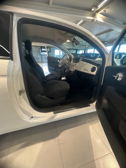 Fiat 500 1,0 Hyb AMORE Financiranje 1/3 kamata 2,99% - NEMA PRIJENOSA, fotografija 13