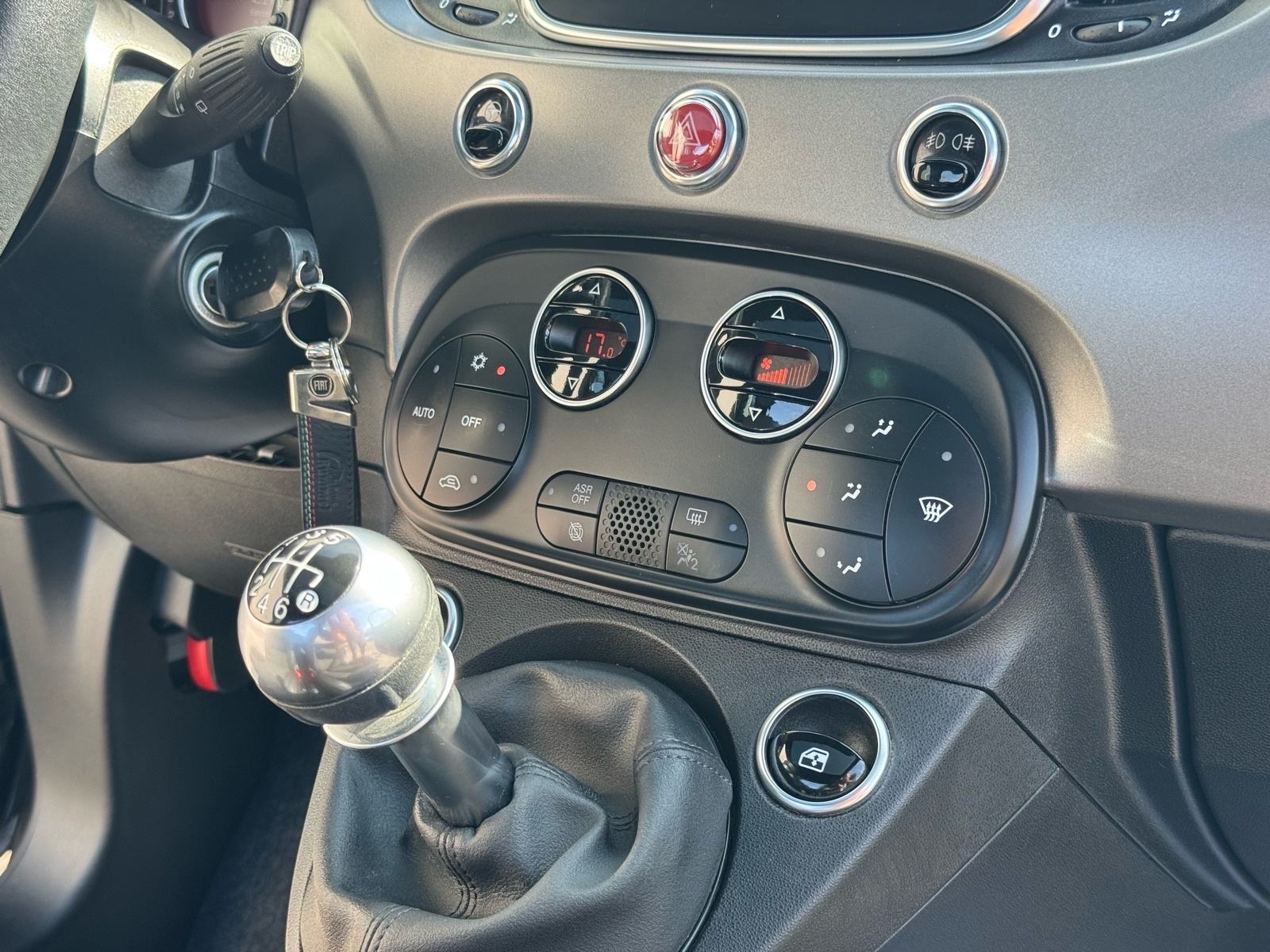 Fiat 500 1,0 GSE SPORT# PANORAMA#PDC# GARANCIJA 1 GOD., fotografija 20