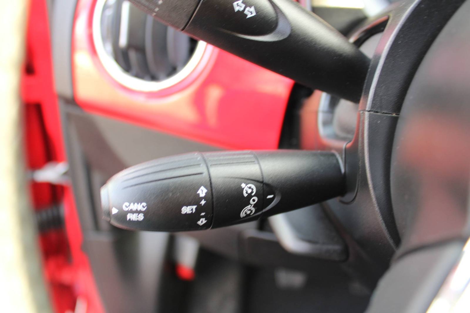 Fiat 500 1.0 HYBRID, fotografija 12