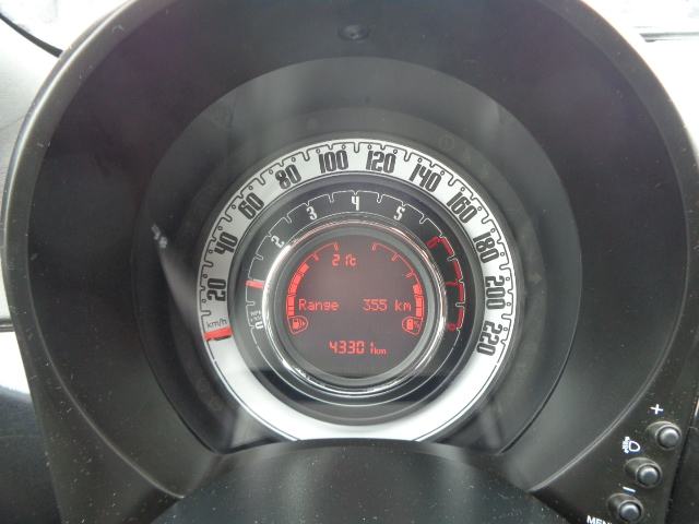 Fiat 500 1,0 MH Club/Klima/Tempo/7xAB/DAB Radio/APPlay/MFU/Reg 07/26, fotografija 9