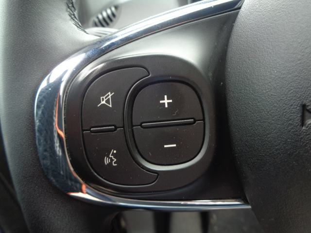 Fiat 500 1,0 MH Club/Klima/Tempo/7xAB/DAB Radio/APPlay/MFU/Reg 07/26, fotografija 19