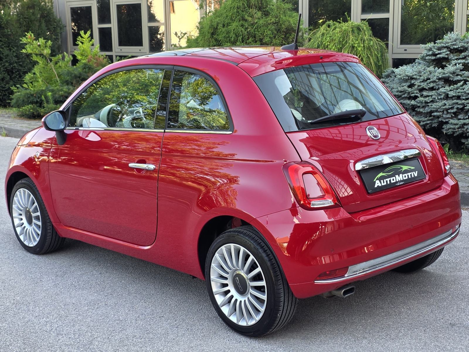 FIAT 500 1.2 - **1.VLASNIK-SERVISNA+SERVIS-BOGATA OPREMA-ATRAKTIVAN**, fotografija 6