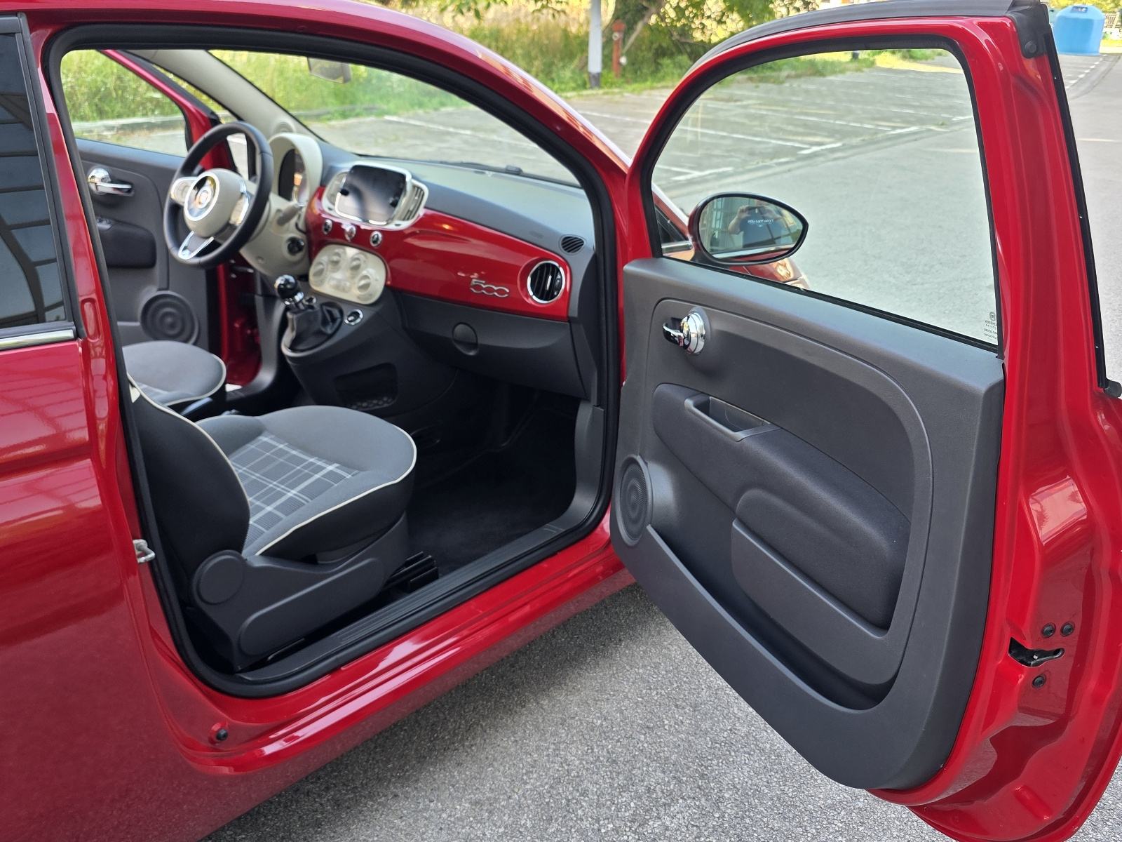 FIAT 500 1.2 - **1.VLASNIK-SERVISNA+SERVIS-BOGATA OPREMA-ATRAKTIVAN**, fotografija 17