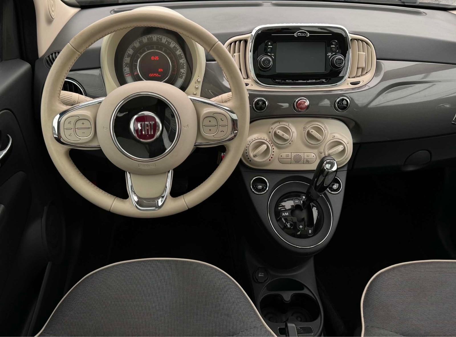 Fiat 500 1.2 - AVTOMATIK - NAVI - PANORAMA - PDC, fotografija 10