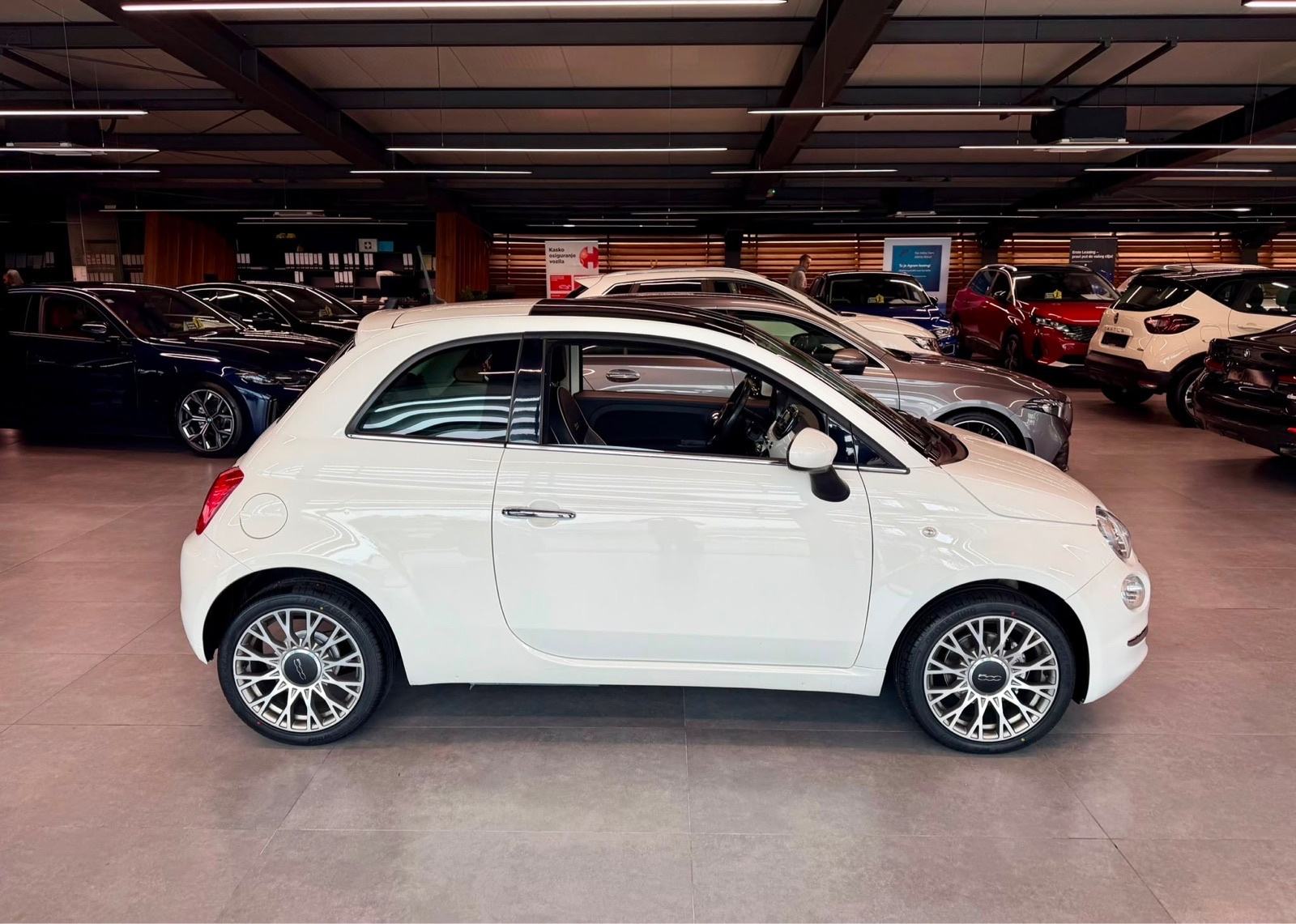Fiat 500 1,2 KLIMA • PANORAMA • ALU16" • MAGLENKE • AUTOKREDIT, fotografija 8