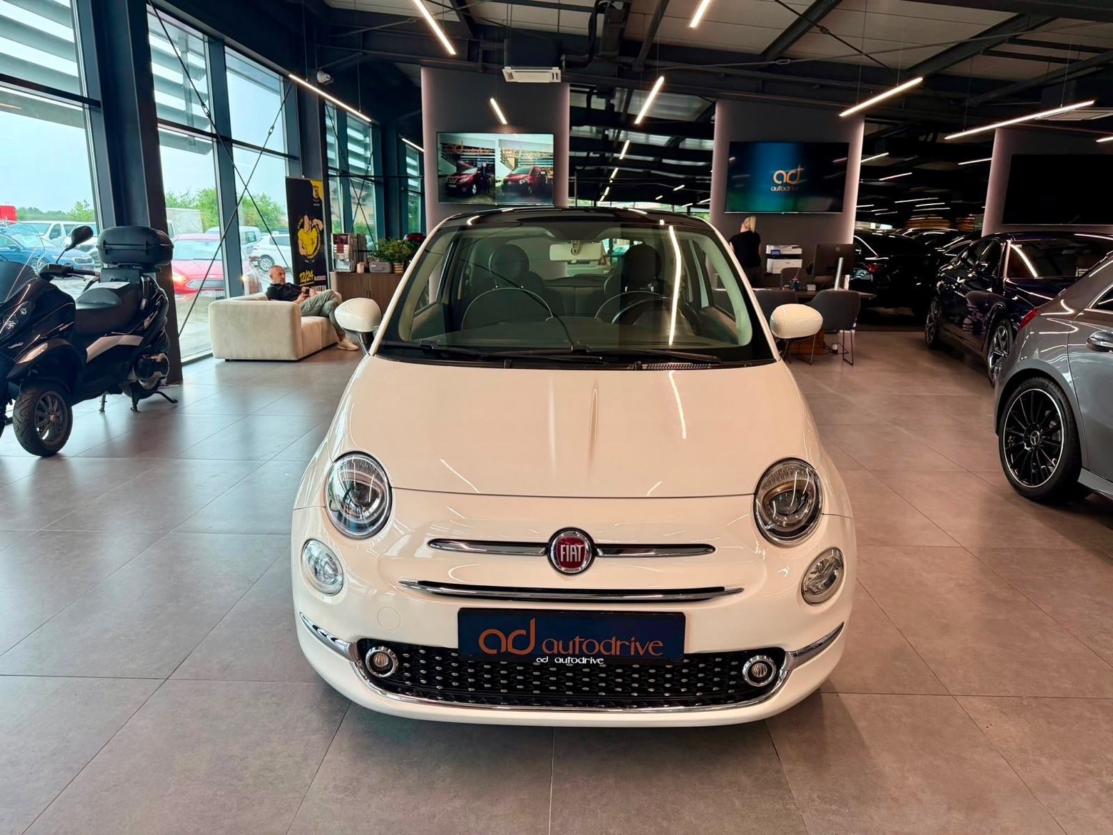 Fiat 500 1,2 KLIMA • PANORAMA • ALU16" • MAGLENKE • AUTOKREDIT, fotografija 3