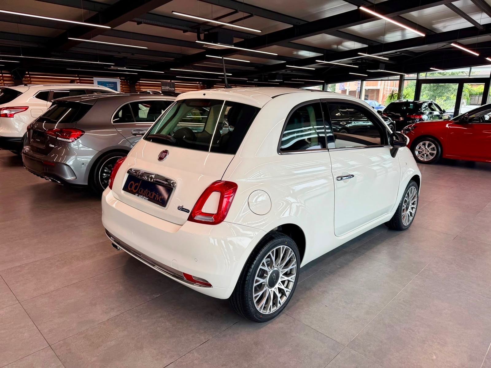 Fiat 500 1,2 KLIMA • PANORAMA • ALU16" • MAGLENKE • AUTOKREDIT, fotografija 7